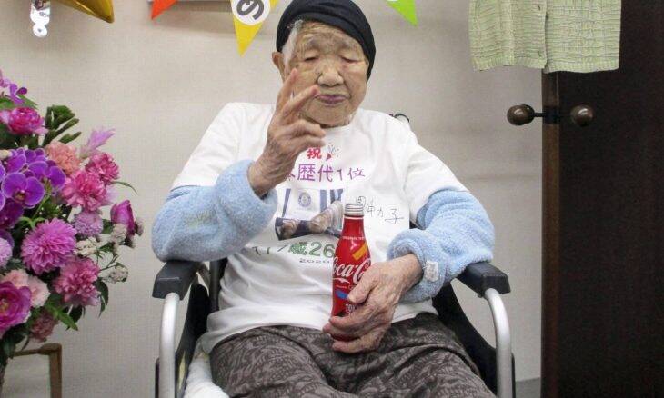 Mulher de 117 anos é oficialmente a pessoa mais longeva da história do Japão