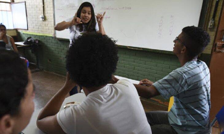 Governo de São Paulo abre inscrições para curso gratuito e online de Libras
