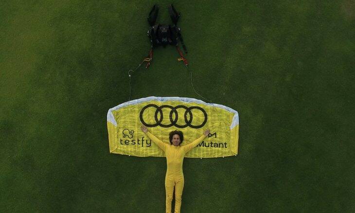 Luigi Cani bate recorde mundial ao saltar com paraquedas de 3,15m²