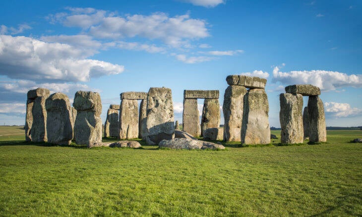 Stonehenge vai passar pelos maiores reparos em seis décadas