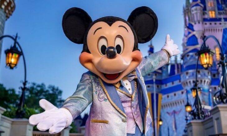 Disney World completa 50 anos com novas atrações