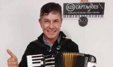 Sete anos após ser roubado, músico encontra seu acordeon por acidente